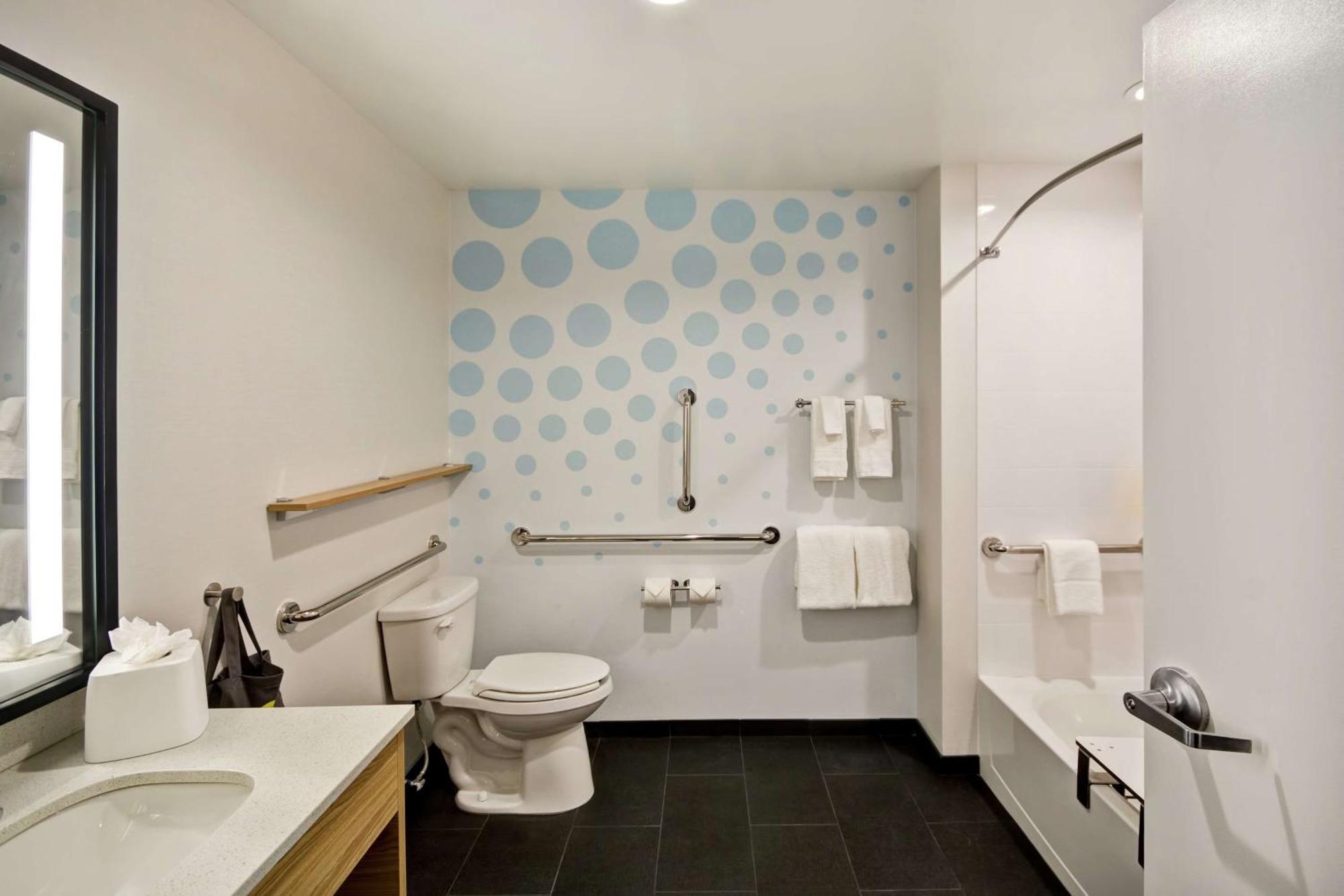 Tru By Hilton Denver, Pa Ngoại thất bức ảnh