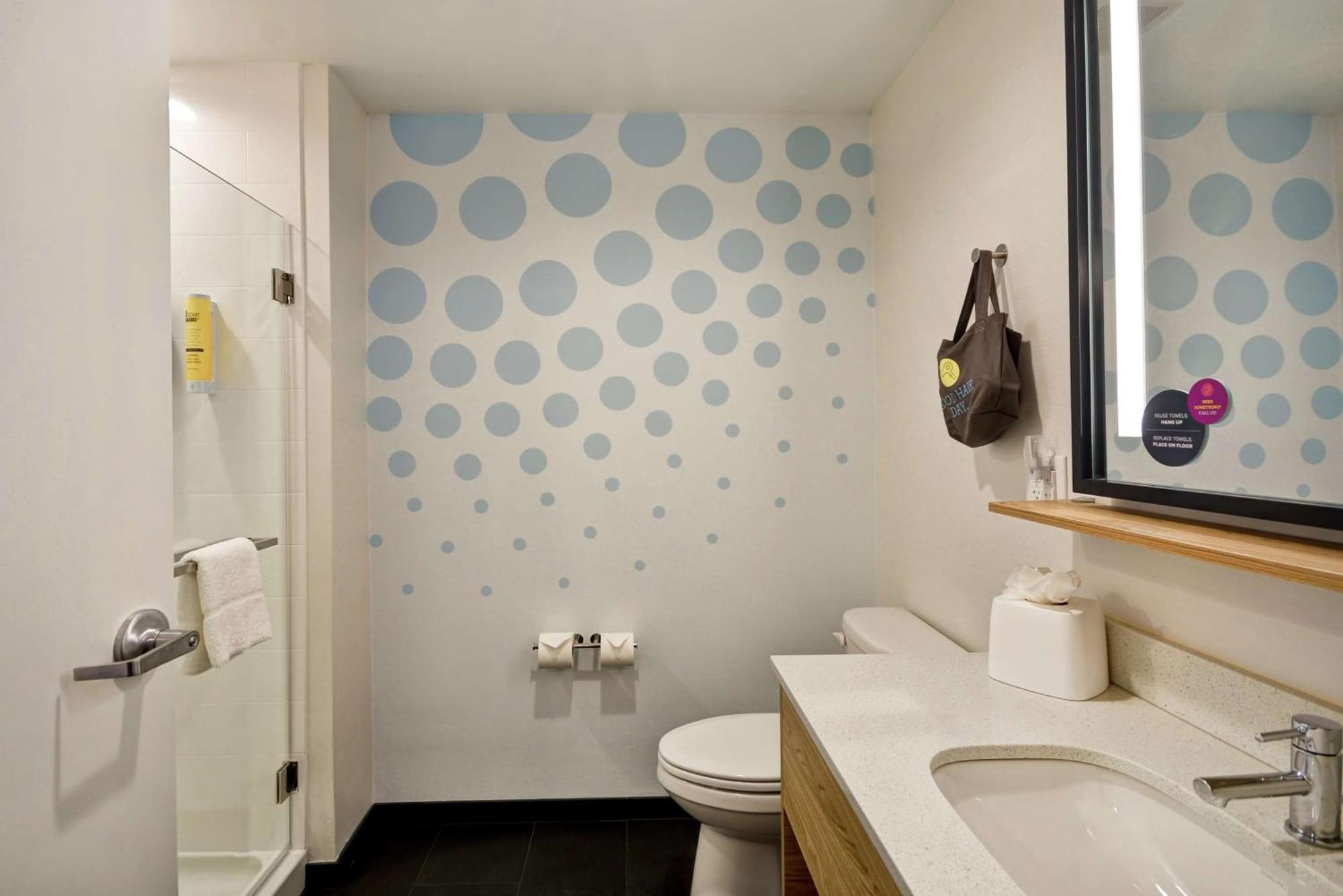 Tru By Hilton Denver, Pa Ngoại thất bức ảnh