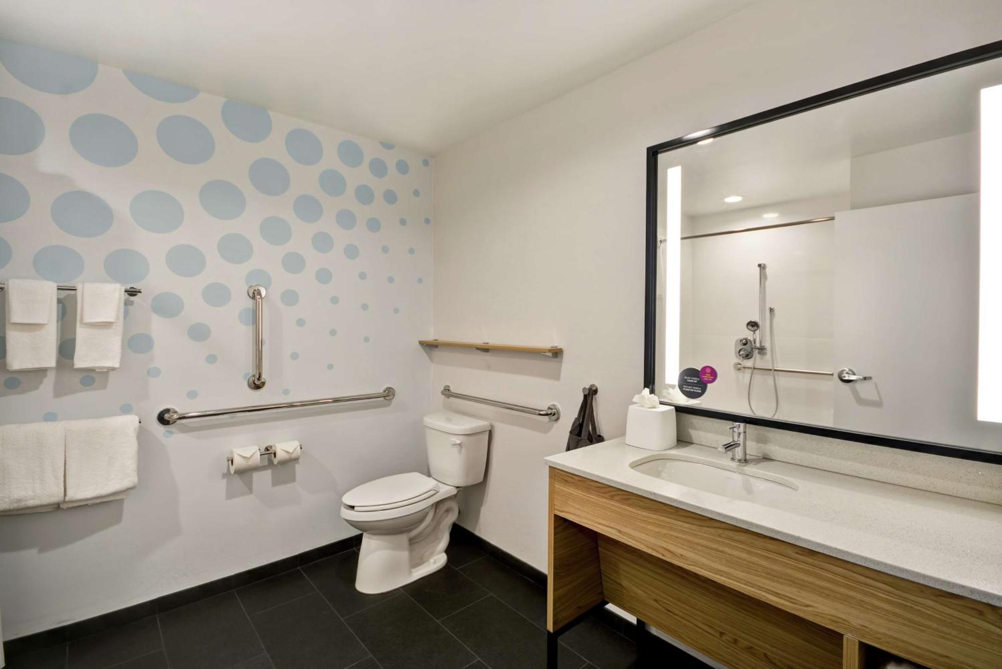 Tru By Hilton Denver, Pa Ngoại thất bức ảnh